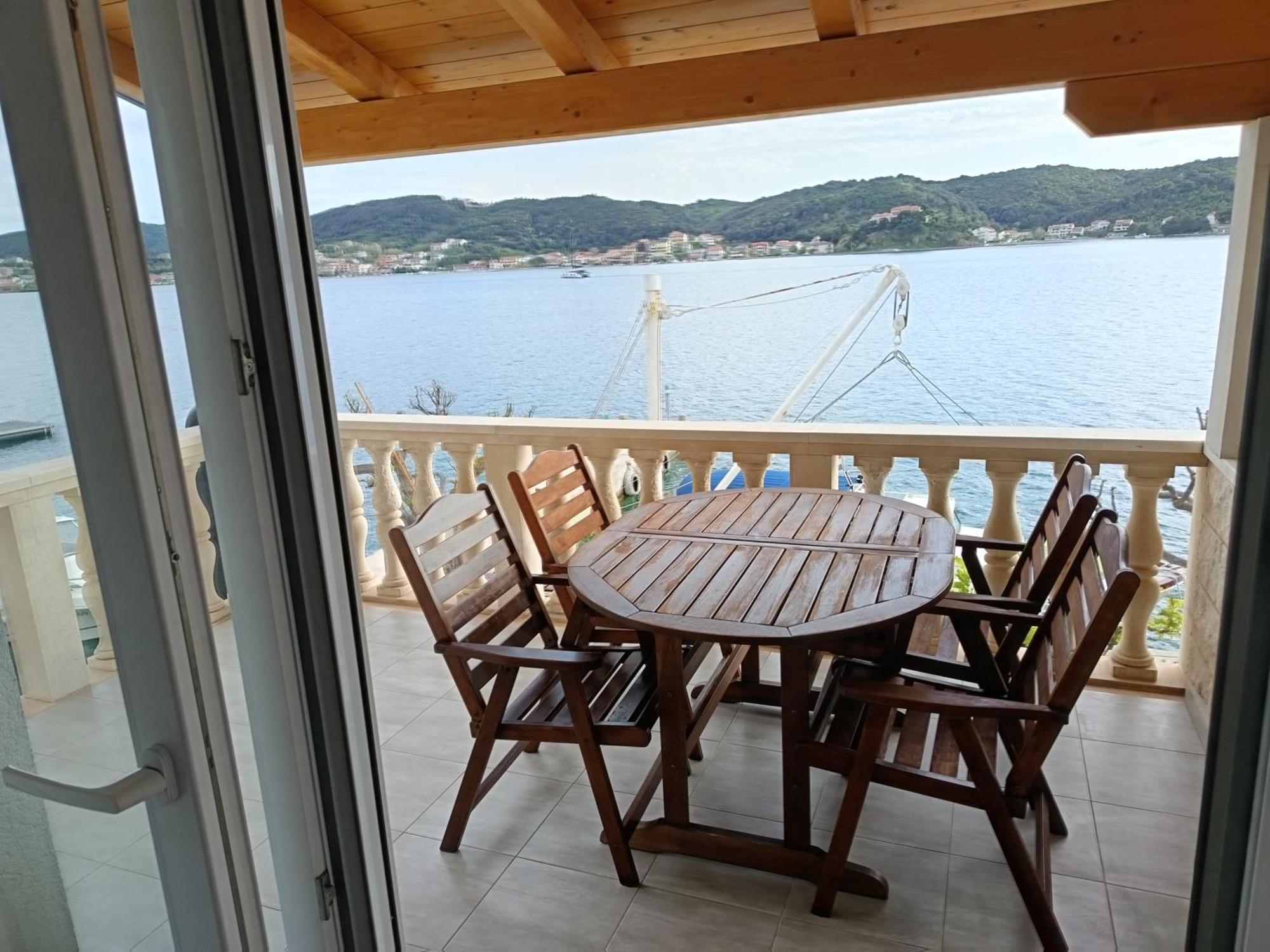Apartmani Andela Kordic Супетарска-Драга Экстерьер фото